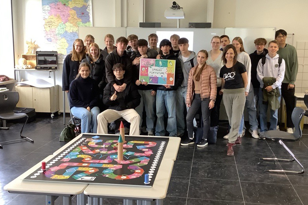 Space for Future (2)