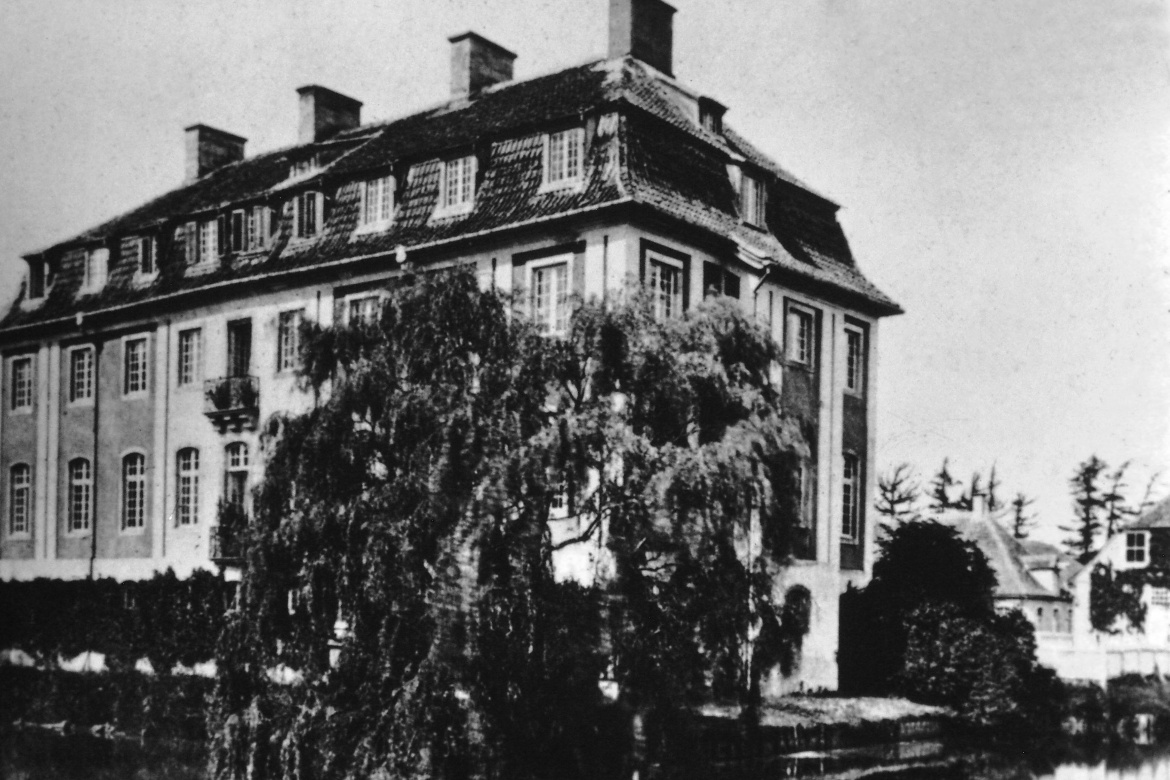 Schloss-1872-Südseite